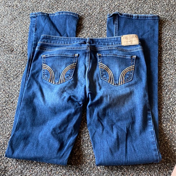 COPY - Women’s Hollister boot cut jeans size 5R - Picture 1 of 3